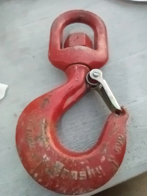 Crosby 7-1/2 Ton WLL Swivel Hook w/Latch - Made in USA Crosby 7-1/2 Ton WLL Swivel Hook w/Latch - Made in USA
