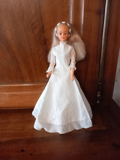 Ancienne Poupée Tressy de Bella Année 60-70 (31cm