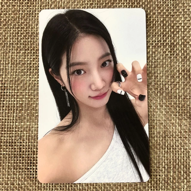 LE SSERAFIM KAZUHA [ UNFORGIVEN WEVERSE POB Official Photocard ] 1st