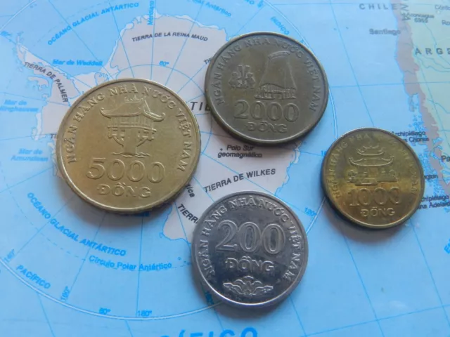 Vietnam Lote De 4 Monedas