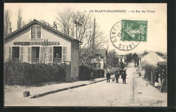 CPA Le Plant-Champigny, La Rue des Ormes, vue de la rue 1909