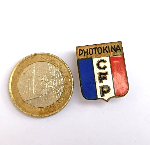 Bel insigne bouton : Confédération Française des Travailleurs Chrétiens