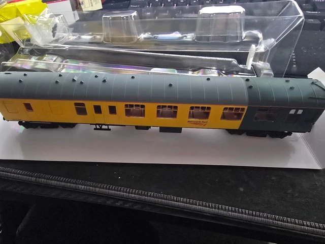 Italian Menu Structure HORNBY OO GAUGE Network Rail Mk1 Structure Gauging Coach R4994 Free P&P ...