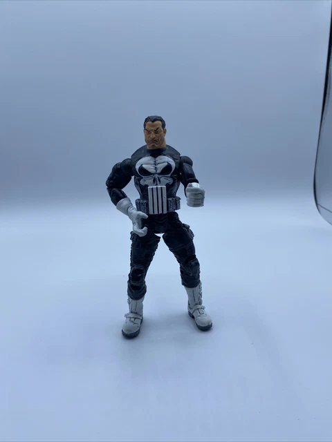 Marvel Legends Toybiz Series 4 THE PUNISHER Frank Castle 6"