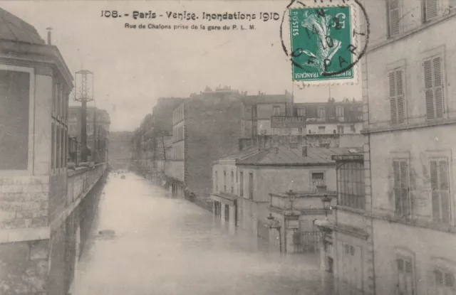 CPA 75 PARIS VENISE Inondations 1910 Rue de Chalons prise de la gare P L M