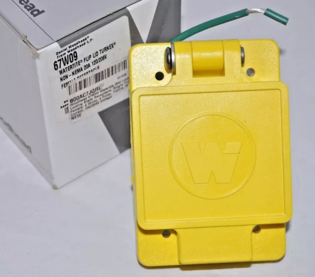 Woodhead 67W09 20-Amp, 120/208-Volt- 3PY Watertite Locking Receptacle Cover