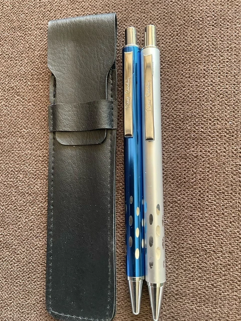 Lot De 3 Stylos Pierre Cardin + Répertoire + Carnet - Finitions Or, Bleu, Argent, Recharges Incluses - Neuf Avec étiquettes