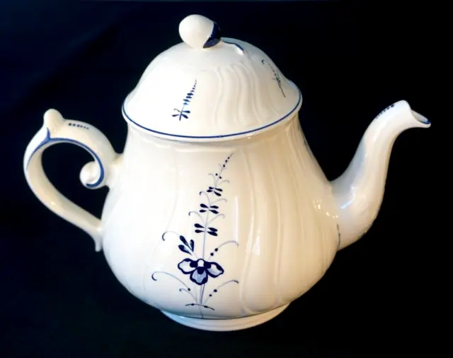 Beautiful Villeroy Boch Vieux Luxembourg Large Teapot