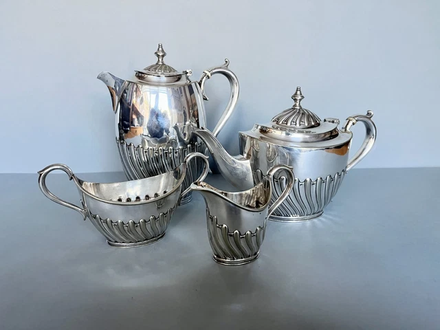 【Elkington】 ビクトリアンのティーサービス 4点 ティーポット VICTORIAN SILVER PLATE 4 Piece Tea Set, Elkington & Co, Birmingham