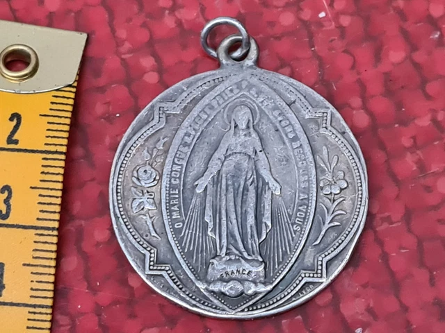 Le plus pur Médaille de la Vierge Immaculée Conception en argent sterling massif 925 m 27 mm. détails ajourés
