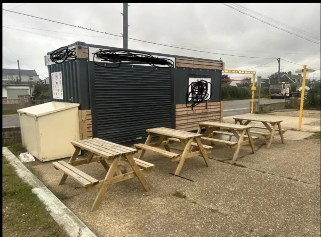 Converted Shipping Container r - Café / Coffee Shop/ Dessert / Sweets 20ft.