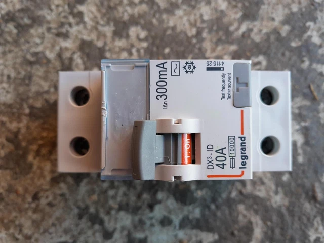 inter différentiel Legrand 40A/300mA