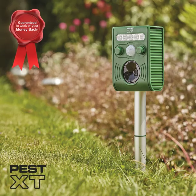Pest XT Ultrasonic LED Flash Light Repeller Cat Bird Fox Solar Powered Deterrent