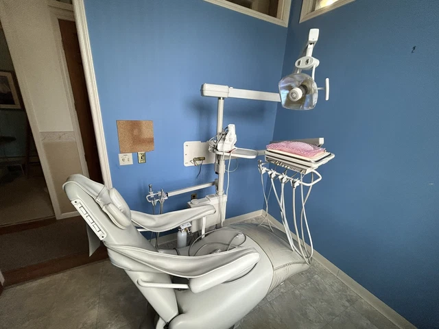 Dental Chair Adec delivery unit Knight exam light also Dr stool