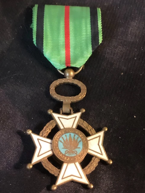 Médaille insigne commémorative 1940 Suisse (D'occasion) à Paudex pour