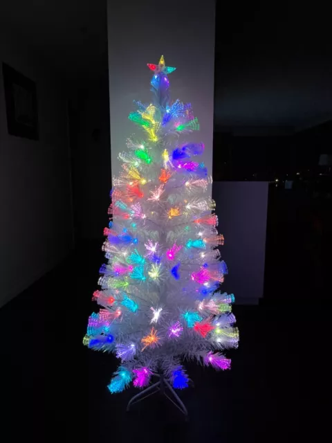 Awesome quality 180cm White Micro fiber Xmas tree -Includes free postage