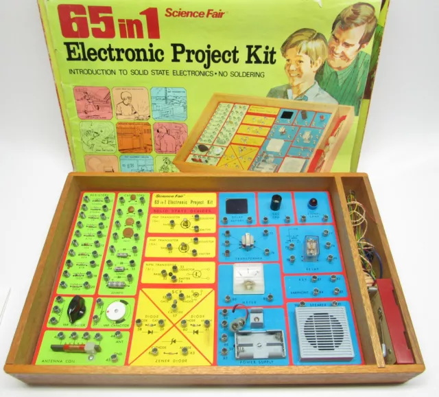 VINTAGE SCIENCE FAIR 65 in 1 SOLID STATE ELECTRONIC PROJECT KIT TANDY JAPAN