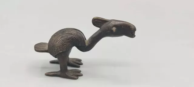 Petit sujet zoomorphe en bronze patiné - ancien 2