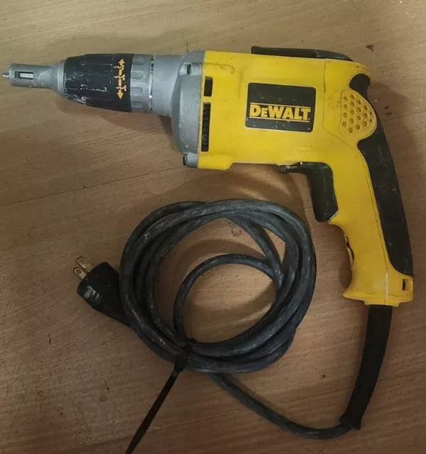 DEWALT DW272 Corded VSR Drywall (Scrugun) Screw Gun