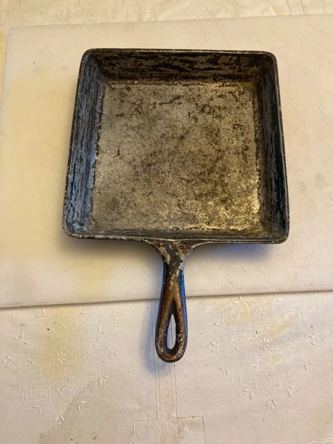 Vintage Cast Iron 9.5" Square Skillet