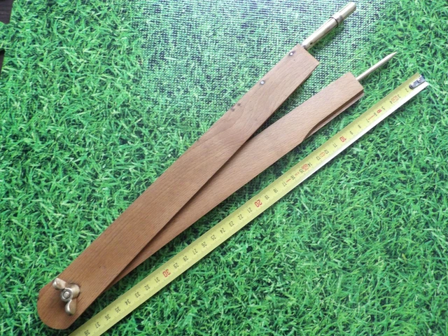 Ensemble Compas Ancien – Géométrie Vintage, état D'occasion