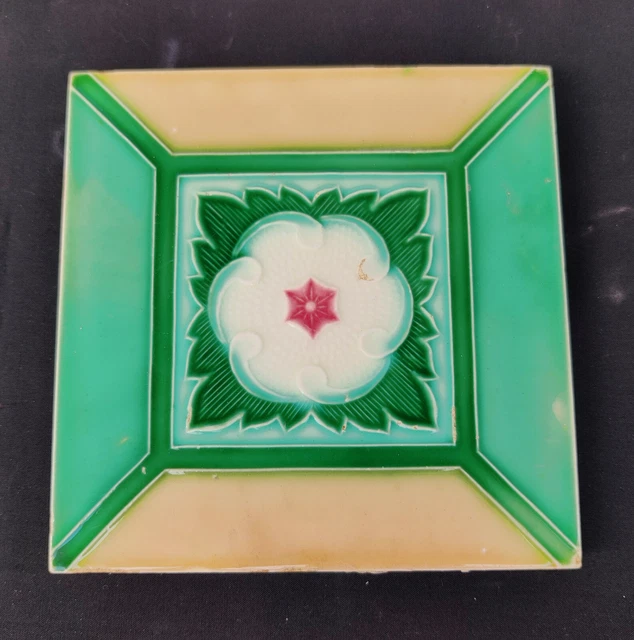 1940s Vintage Embossed Floral Design Majolica Art Deco Architecture Tile Japan 2