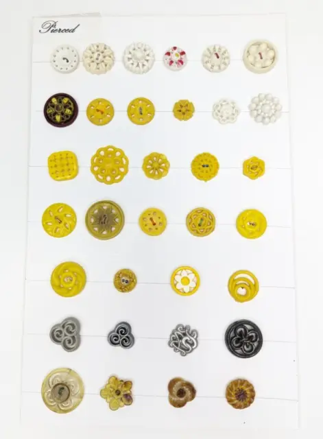 Buttons Galore 30+ Assorted Christmas Buttons for Sewing & Crafts - Set of 6 Button Packs