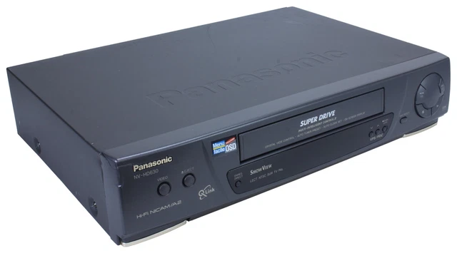 MAGNETOSCOPE PANASONIC NV-HS 1000 Svhs EUR 360,00