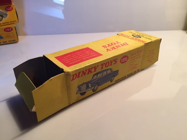 Boîte à Gants Pour Mercedes 220 SE - Pièce Neuve Générique - Compatible Modèles Anciens