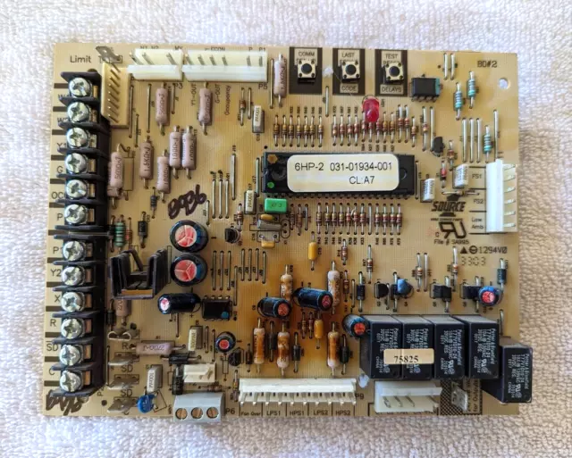 York Coleman Luxaire Furnace Control Circuit Board 031-01934-001 "FREE SHIPPING"