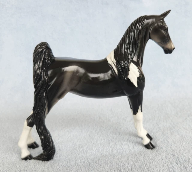 Peter Stone 2004 SR GLOSSY Pinto Pebbles Saddlebred "RPM Forever Special". 1/25.