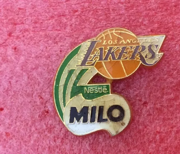 T21 Pins SPORT BASKET BALL Nestle Milo LOS ANGELES LAKERS vintage lapel pin