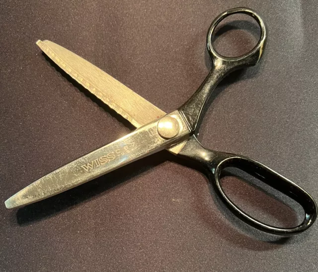 Vintage Wiss Pinking Shears CB7 Black Handles - Sharp Fabric Zigzag Scissors