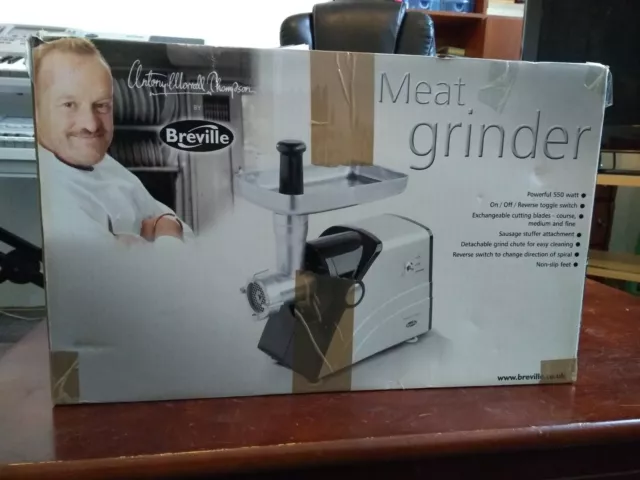 Powerful 550Watt Breville meat grinder and sausage maker.