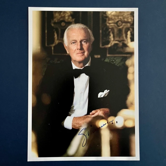 Hubert de Givenchy 13x18 cm Signiertes Foto. Autogramm / Autograph