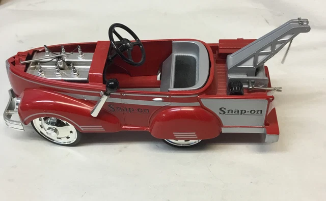 SNAP ON TOOLS Red 1940 Gendron Pedal Car Hot Rod Bank 1:64