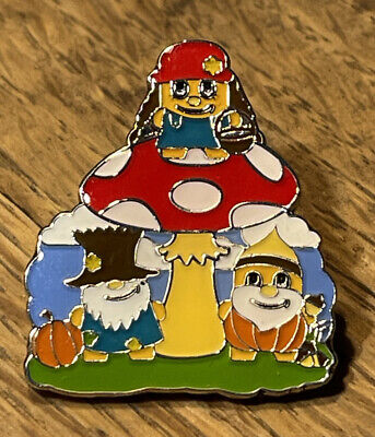Gnomes under toadstool  AMAZON PECCY PIN