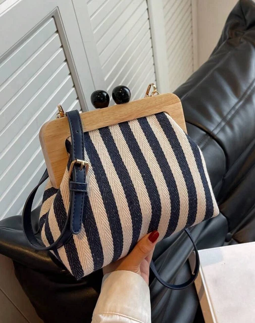 Sac Bandoulière Femme En Paille - Couleur Bleu Marine Et Beige - Fourre-tout Moyen - Neuf Sans étiquette