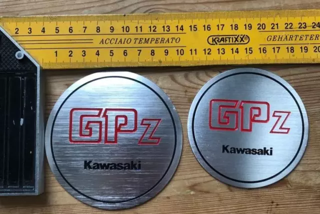 2 Kawasaki GPZ, Side Cover EMBLEM , LIMA, Kupplung,  Clutch,  Alternator, Dynamo