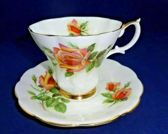 Royal Albert Pedestal Tea Cup/Saucer - Margaret Yellow Sweetheart Rose - England