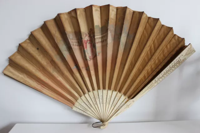 Grand Eventail ancien en Soie et Os Scène Galante FAN Ventaglio
