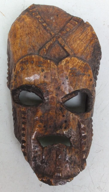 Vintage 1960s, African mask, bone, handmade, 17.5 cm, possibly bought in Rwanda 3