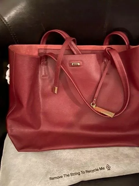 Vince Camuto Leila Large Saffiano Leather Tote Cabernet NWOT $198