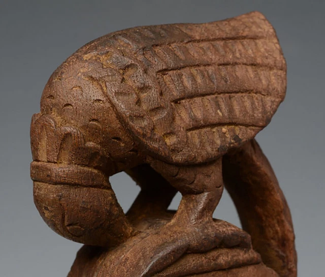 Early 20th Century, A Pair of Burmese Wooden Textile Tools in The Form of Bird 3