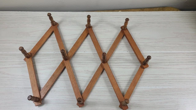 Vintage Expandable Wooden Accordion 10 Peg Wall Hanger Mug Coat Hat Jewelry Rack
