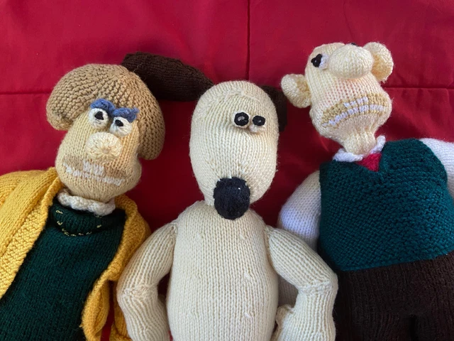 Knitted Toy Gromit Soft Toy Gromit Hand Puppet – Souzu