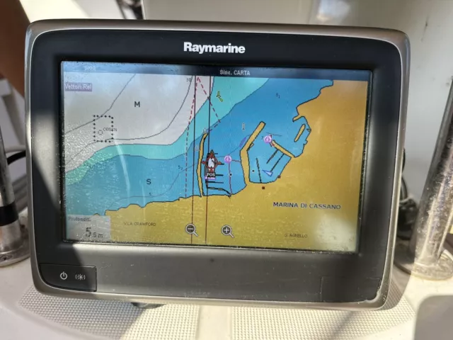 Raymarine A 97 Chart Plotter 2