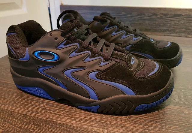OAKLEY RED CODE 0.4 Mens UK 8.5 Sneakers Very Rare £28.05