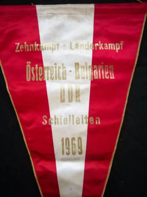 Orig.Übergabewimpel  Länderkampf 1969 ÖSTERREICH/DDR/BULGARIEN / 50 cm ! RARITÄT 2