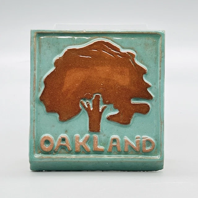 VTG OAKLAND CA NOS Green OAK TREE Arts & Crafts 4" ART POTTERY TILE Donnal Tiles VTG OAKLAND CA NOS Green OAK TREE Arts & Crafts 4" ART POTTERY TILE Donnal Tiles
